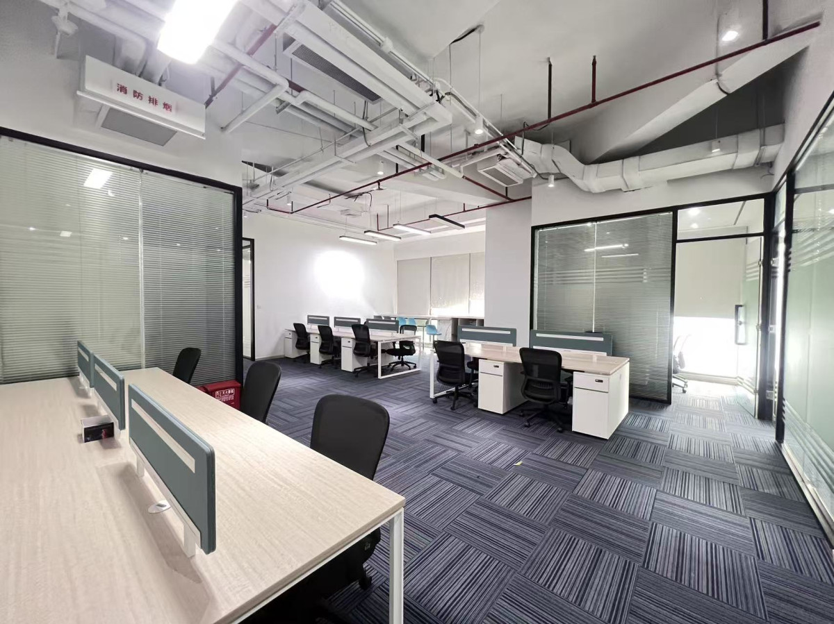 万科滨海云中心 科技企业首选，无中介直租与业主定制装修的智慧办公新体验